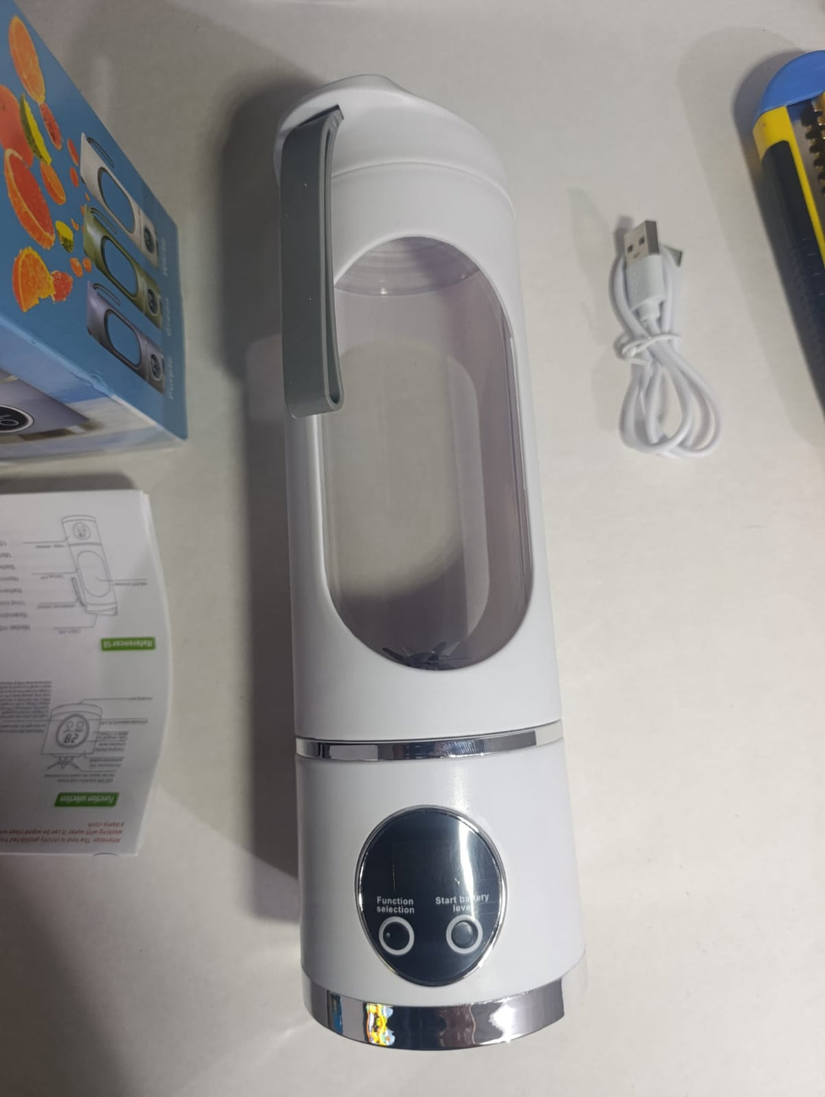 Licuadora Portátil Recargable – Exprimidor Personal